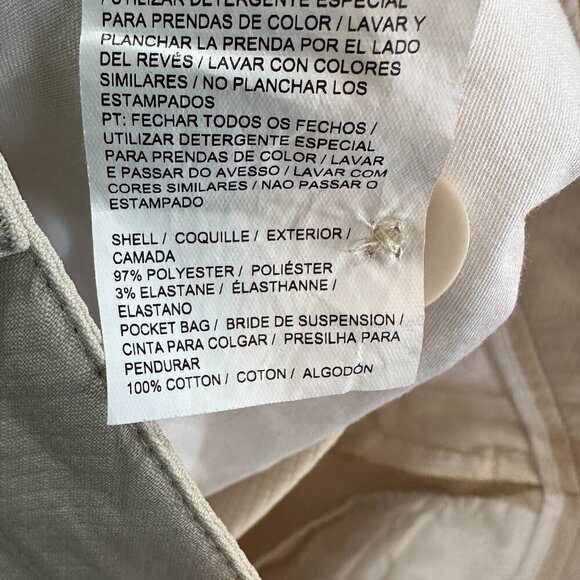 Puma Shorts Boys Large Tech Shorts Beige Srtetch Pockets Bermuda Logo - Picture 6 of 6